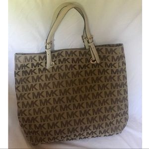 Michael Kors Bags - Michael Kors Monogram Tote Bag Michael Kors Bags - Michael Kors Monogram Tote Bag